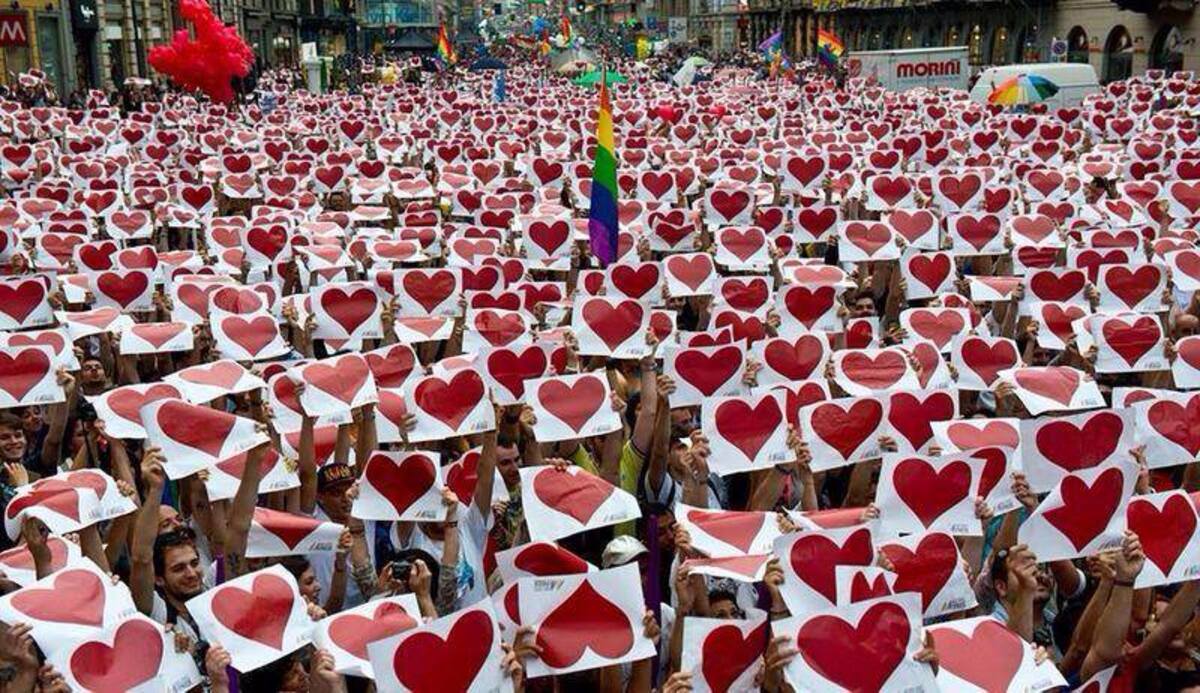 La Lombardia nega il patrocinio al Pride: il dietrofront della regione