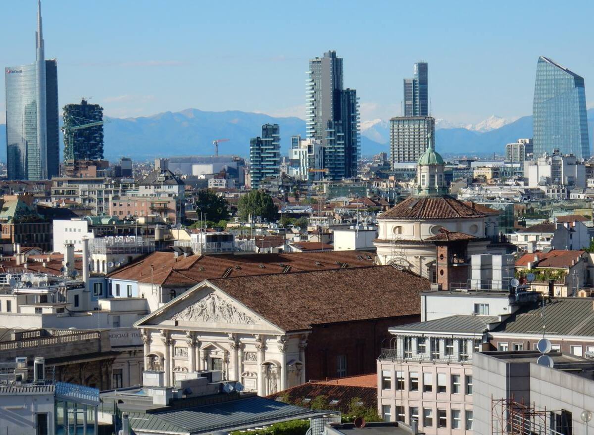 Milano seduce per affari e studio: deludono la qualità della vita e il traffico