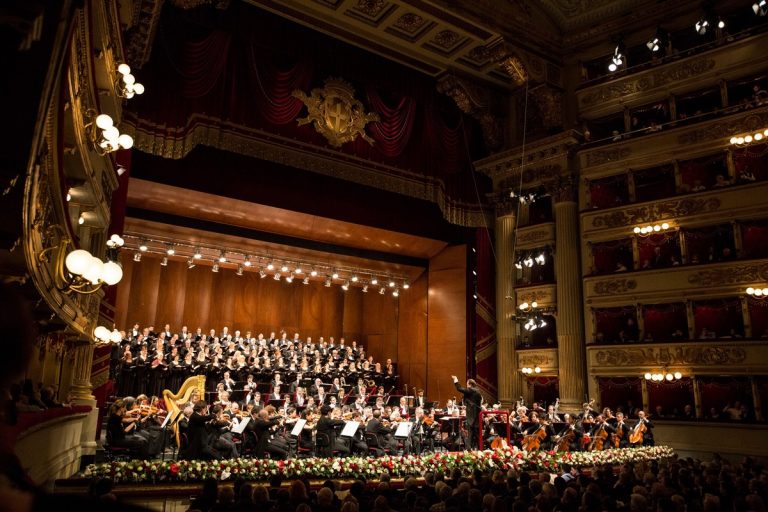 Nuova stagione in arrivo al Teatro alla Scala: rinnovata la grafica