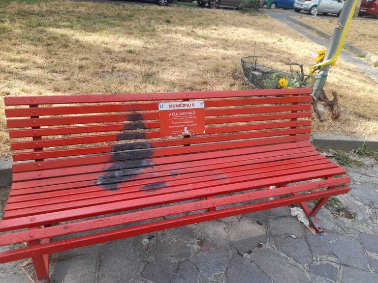 Vandalizzata ancora la panchina dedicata a Lea Garofalo
