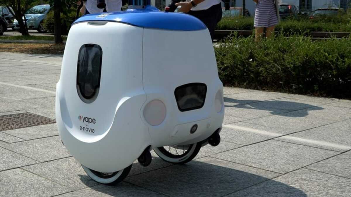 Milano sperimenta i robot per le consegne: al via il test a Cascina Merlata