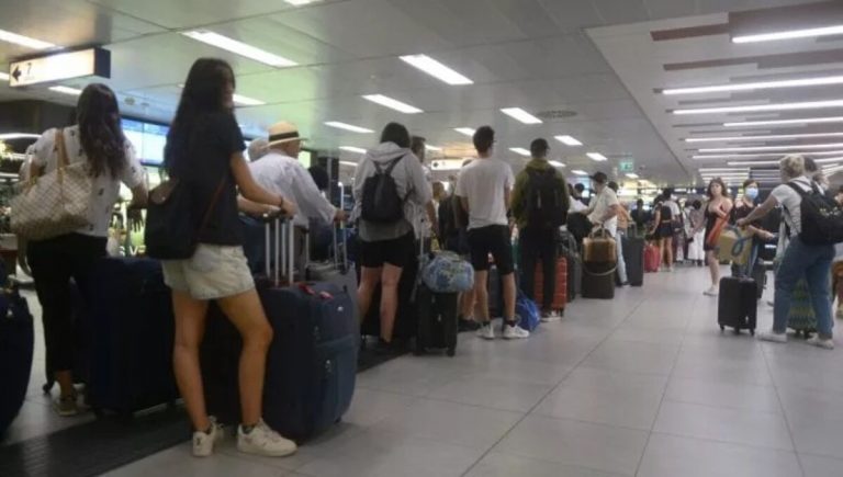 Malpensa e Linate, picco delle partenze nel weekend: le mete gettonate