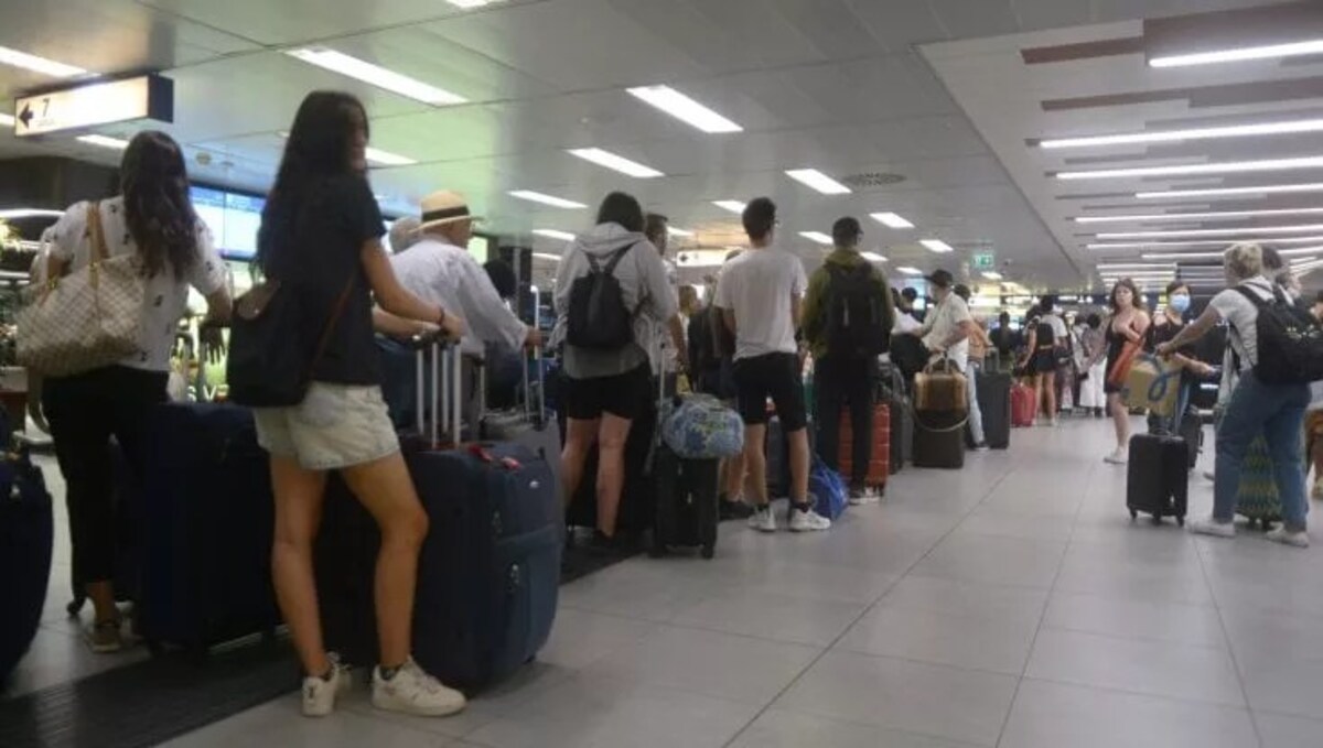 Malpensa e Linate, l’esodo di agosto: nel weekend decolleranno 425mila persone