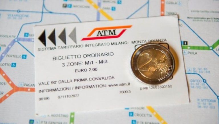 Aumento biglietti Atm, scaricabarile tra il Comune e Regione: di chi è la colpa?