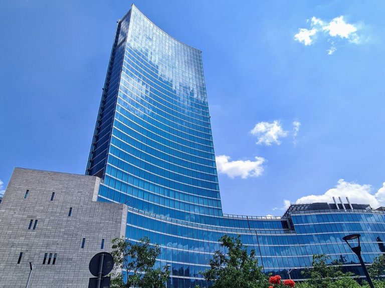 Edifici supergreen, strutture che non inquinano e risparmiano energia
