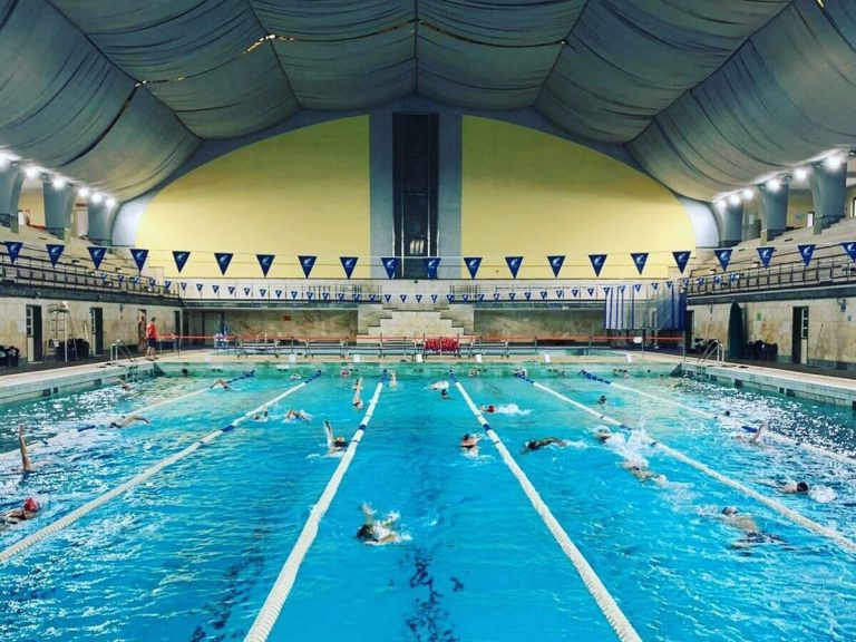 Caro energia, Sala riflette sull'apertura di piscine e musei: non si escludono tagli