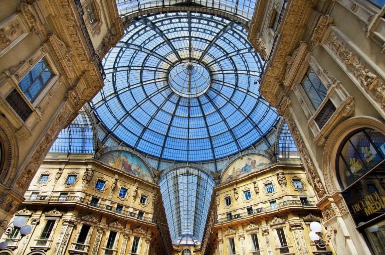 Galleria, Gucci lascia il posto a Bottega Veneta: l'affitto raddoppia