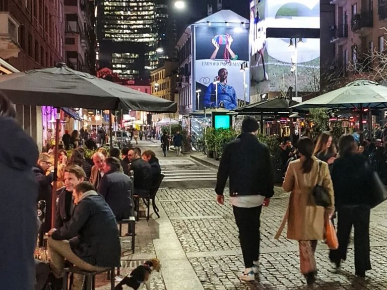 Corso Garibaldi, stop all'alcol da asporto. Le lamentele dei gestori