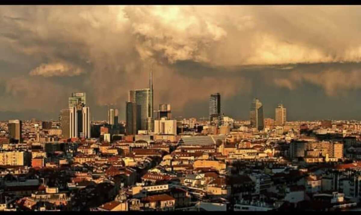 Clima, l’impatto di traffico, industrie e condizionatori: temperature più alte di cinque gradi
