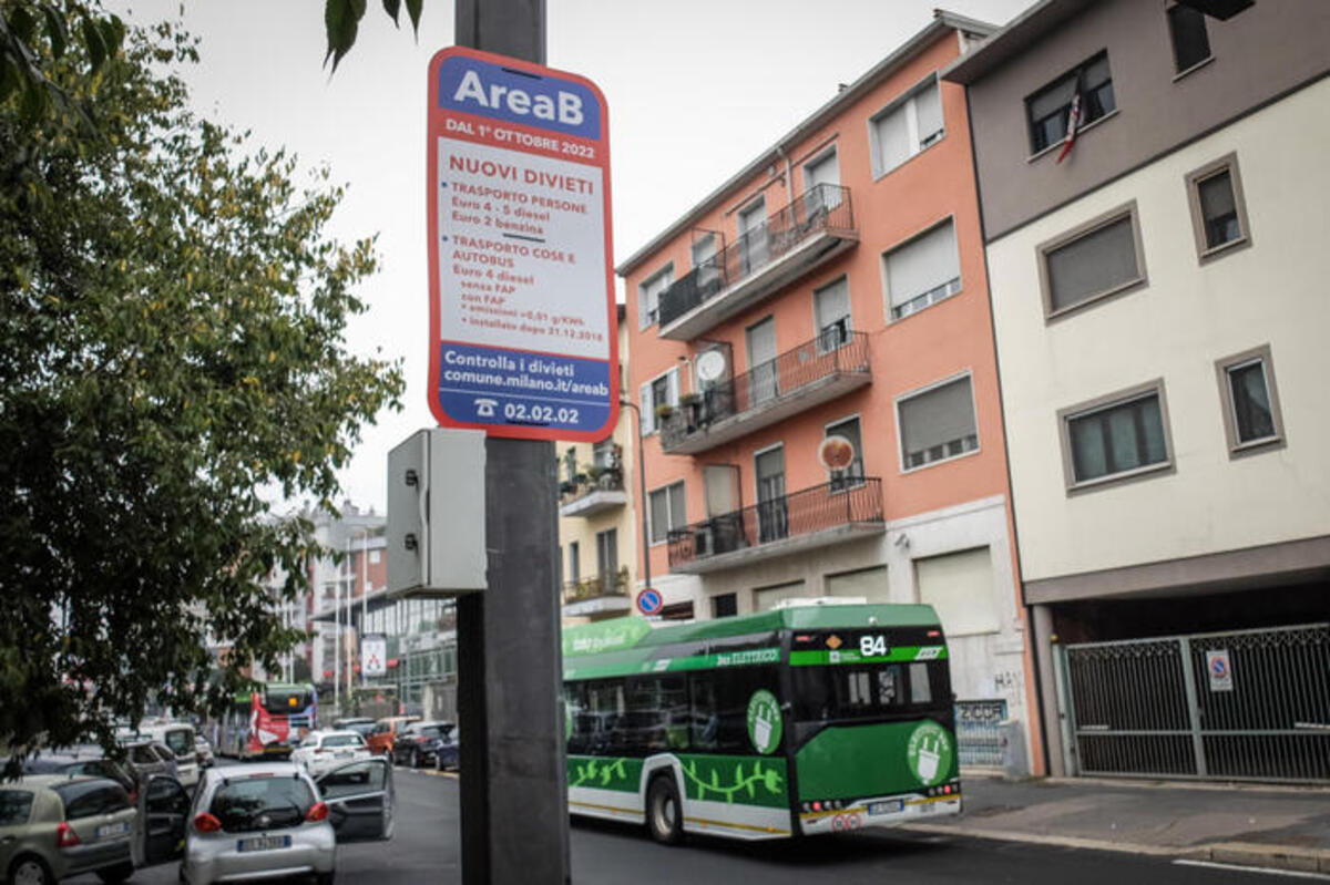 Area B, la beffa di Move-In: multe per chi entra in città con un diesel Euro 4