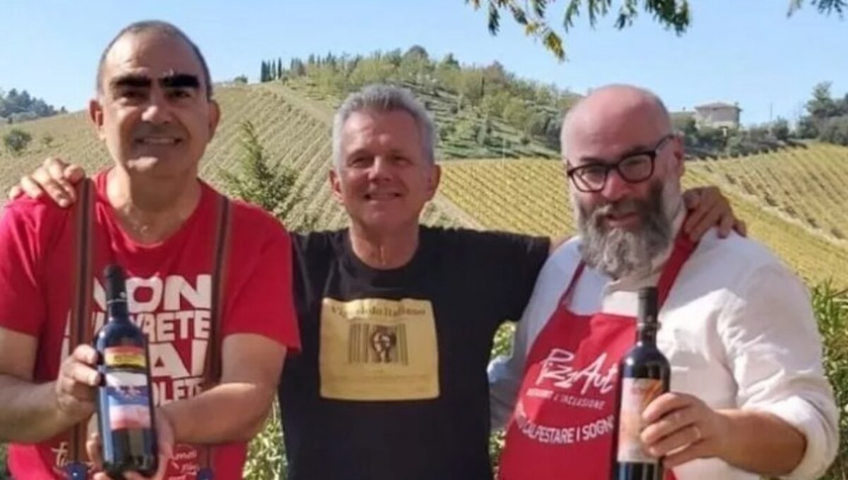AutEntico, nasce il vino di PizzAut: l’idea di Elio e le Storie Tese