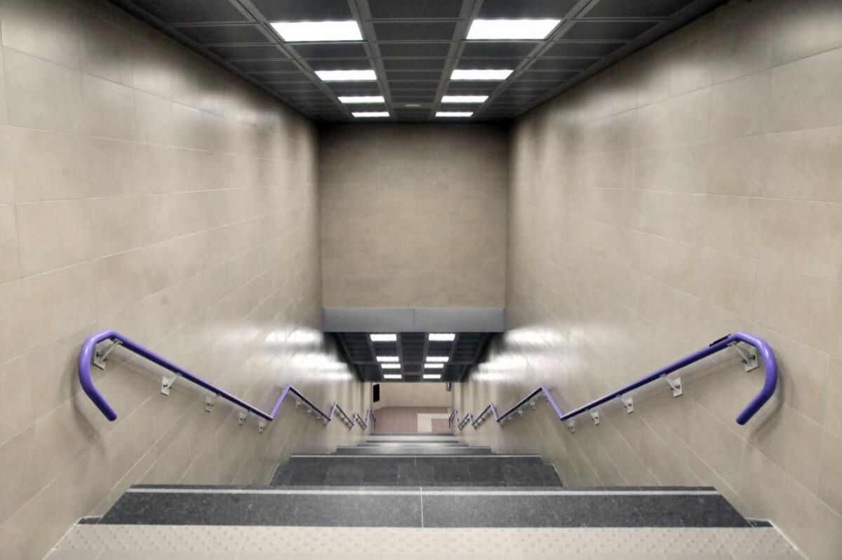 Disagi sulla linea lilla M5: treni bloccati nell’ora di punta