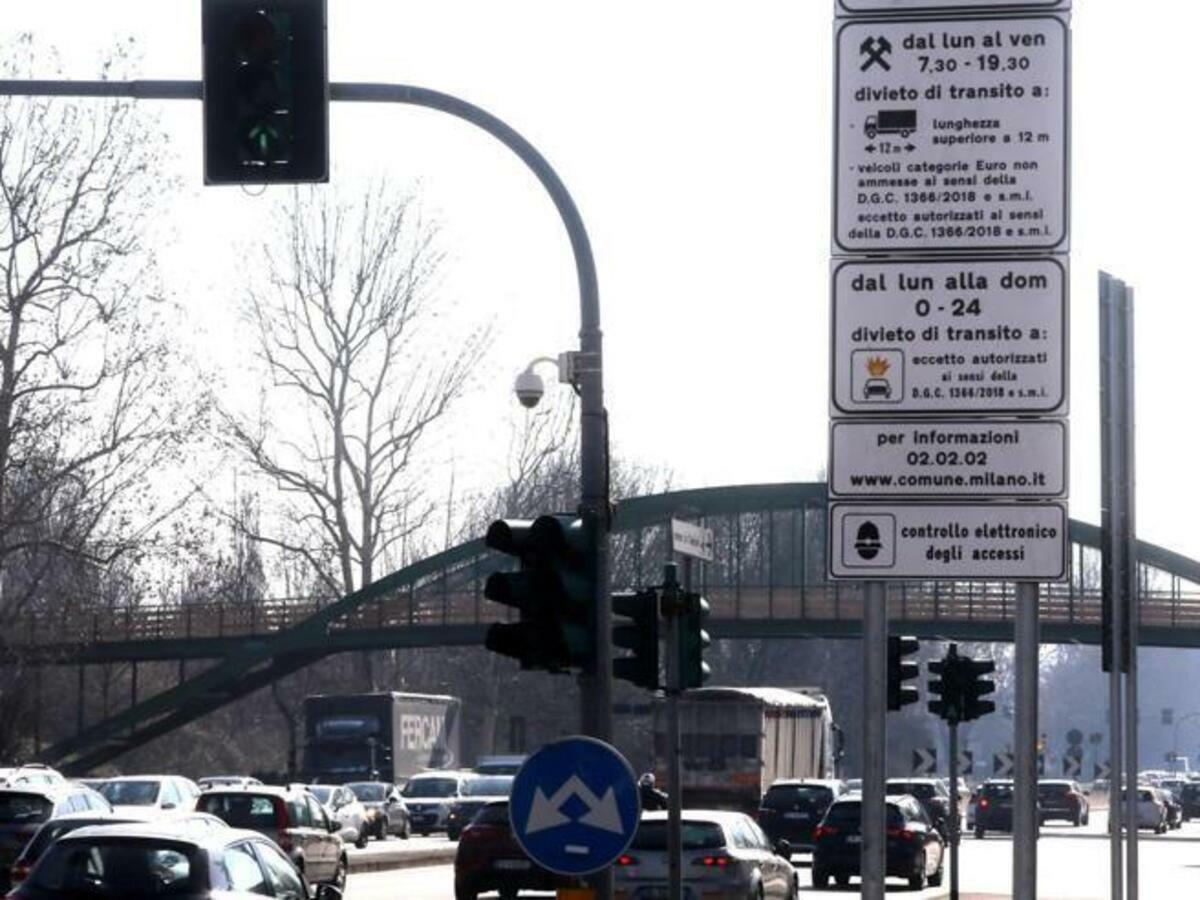 Area B, ingressi aumentati del 15%: diminuiscono gli spostamenti green