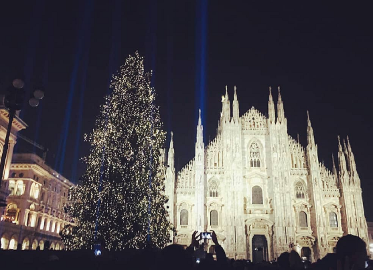 L’ albero di Natale in Piazza Duomo: tutto sul programma e sull’orario di accensione
