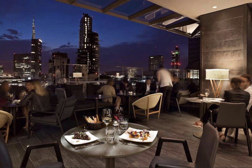 Migliori aperitivi di Milano con rooftop: ecco i locali da provare