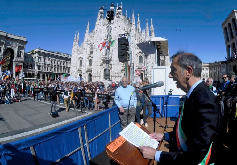 Corteo del 25 aprile a Milano: presenti anche Schlein e Sala