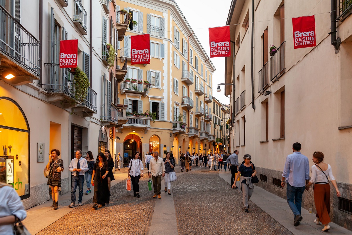 Fuorisalone 2023: gloTM for art presenta “Dry days, Tropical Nights” di Agostino Iarcurci