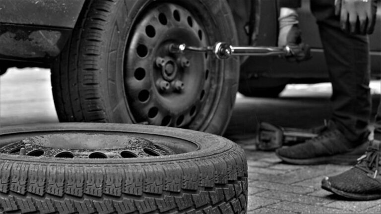 Auto: mercato degli pneumatici in crescita anche grazie all’e-commerce