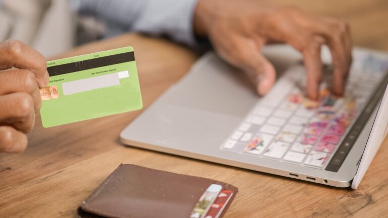 Gestione delle finanze personali: come è possibile risparmiare e investire?