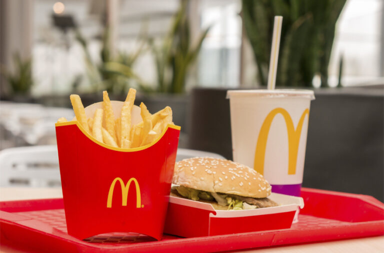 La catena mondiale di fastfood ha aperto un nuovo locale e cerca personale