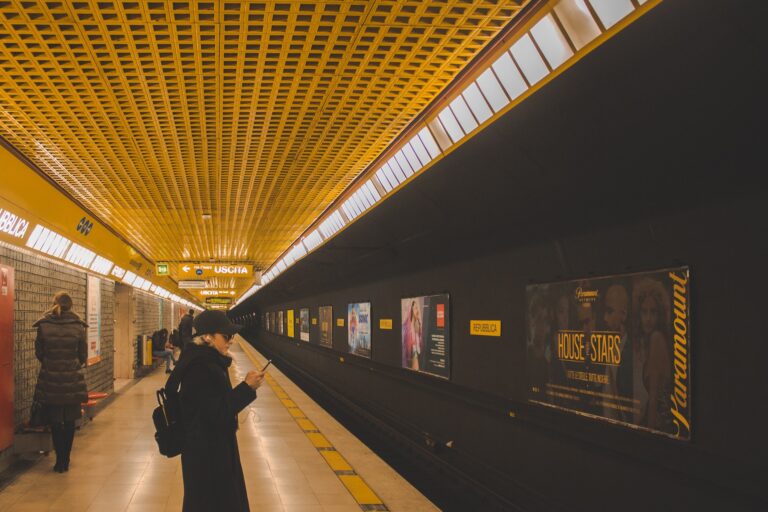 Le nuove tessere per i mezzi di trasporto nel milanese