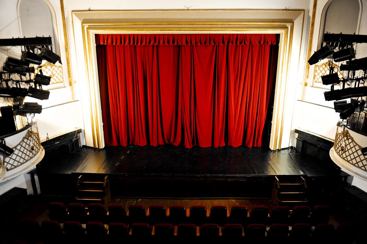 Teatro alla Scala, approda la musica rom: il concerto di Santino e Gennaro Spinelli