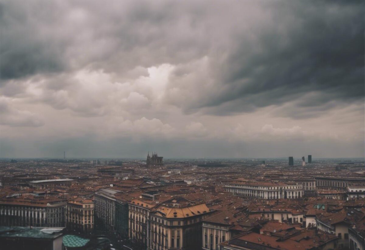 L’allerta meteo è stata attivata a Milano a causa di un imminente e potente temporale.