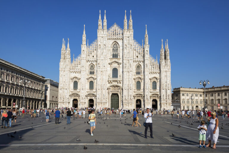 Le migliori esperienze BDSM nella capitale lombarda