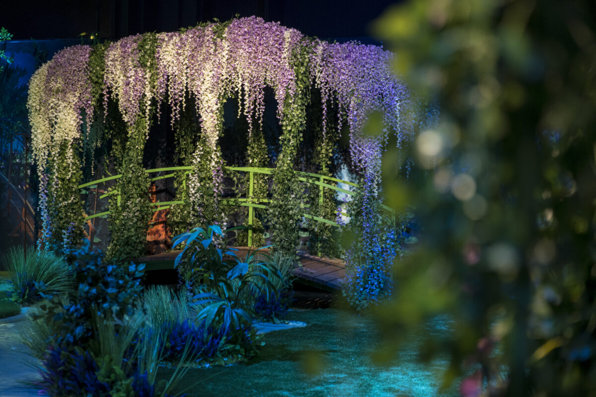 Milano ospita la Monet Milano Immersive Experience: un viaggio tra luce e colore