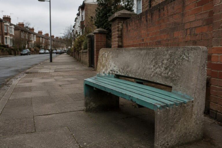 Piccoli gesti di quartiere che ridisegnano la città