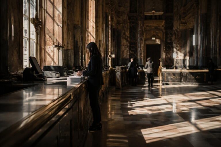 Come comprare biglietti ufficiali per Scala e Piccolo
