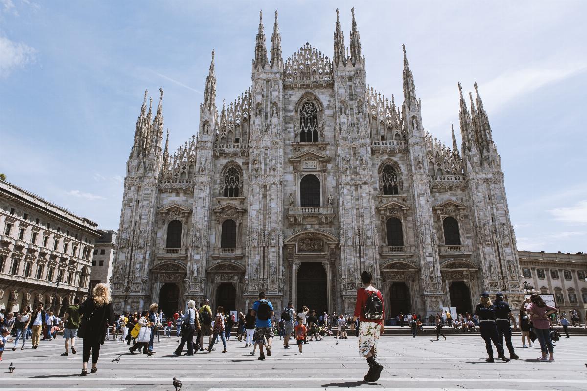 Regolamento edilizio di Milano: le norme che decidono del tuo balcone e che l’assemblea non può aggirare