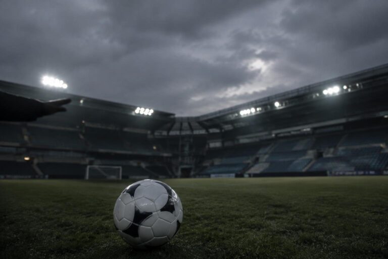 Bologna 2-1 Monza, goal di Pobega e Bernardeschi, e protesta carovita