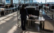 Contrabbando di orologi e carte da gioco fermato a Milano Linate