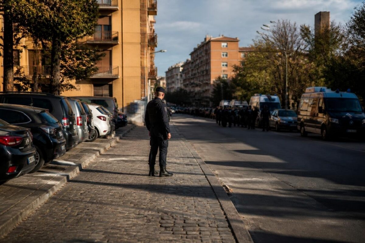 Servizio “Alto Impatto” a Mecenate: 3 arresti, 17 denunce e 1.115 controlli