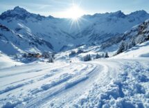 Atleti in azione durante le gare di snowboard cross a Gurgl