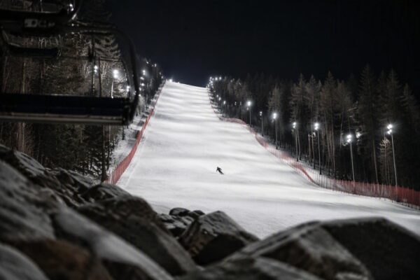 Biglietti in vendita per lo slalom notturno della Coppa del Mondo
