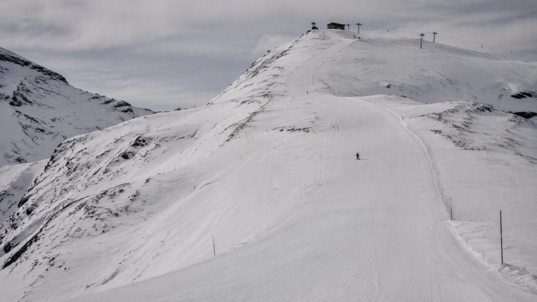 Carving controllato e gestione della velocità nello sci alpino