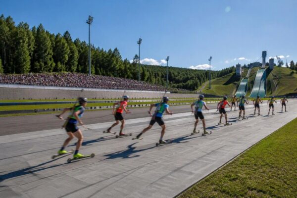 Mass start dei campionati bielorussi: Smolski e Smolskaya in cima