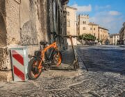 Polizia Locale di Fondi sequestra e-bike e sanziona monopattini