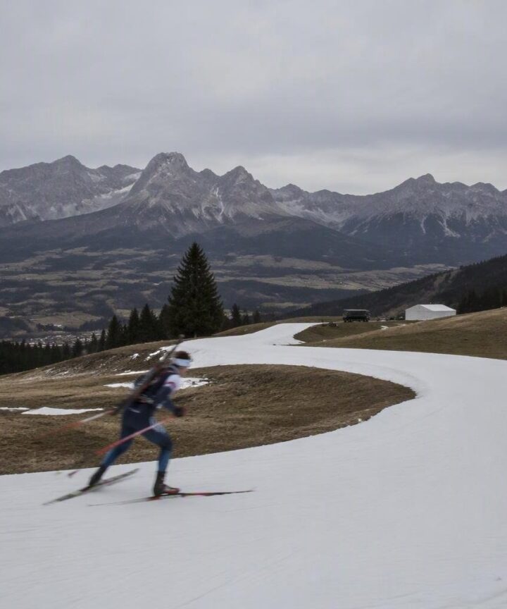 Biathlon: Giacomel lotta contro dolori, Hofer pronto per il nuovo inizio