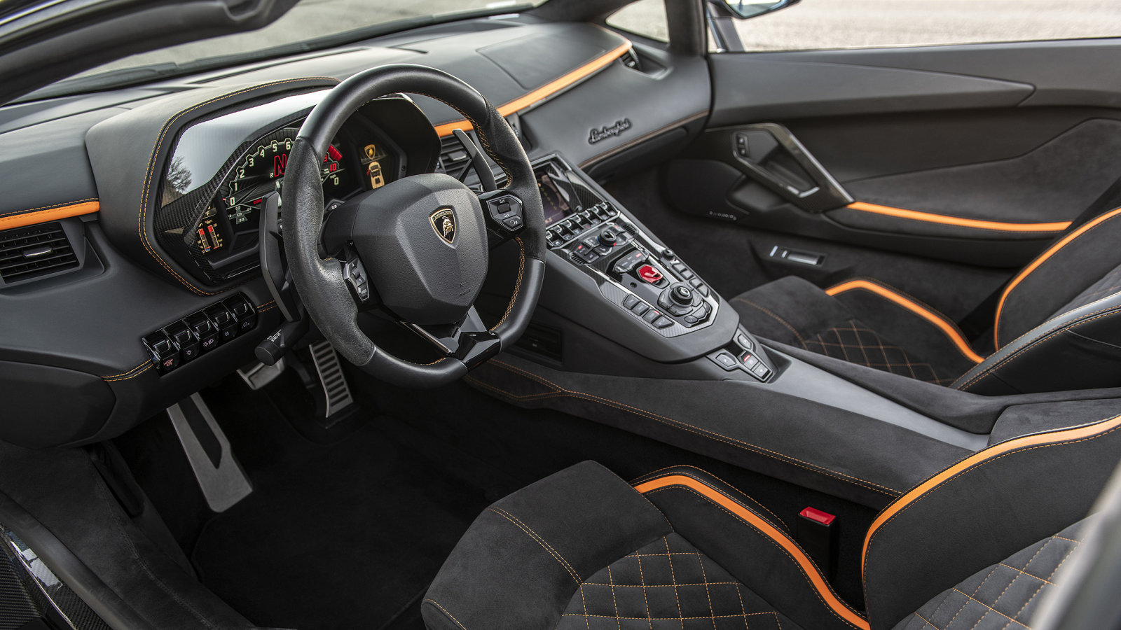 internisroadster