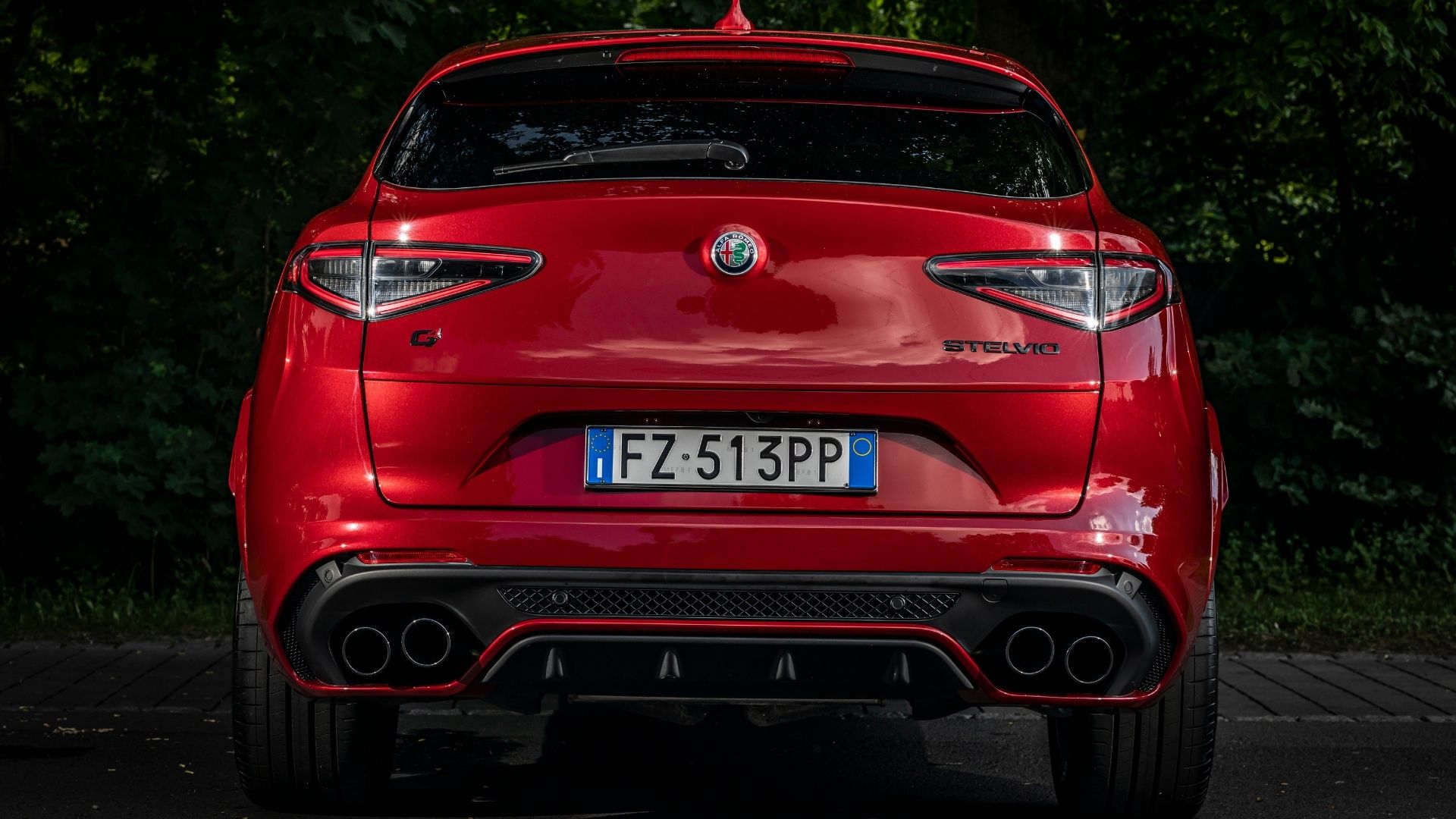 Alfa Romeo Stelvio Quadrifoglio 2020 prestazioni