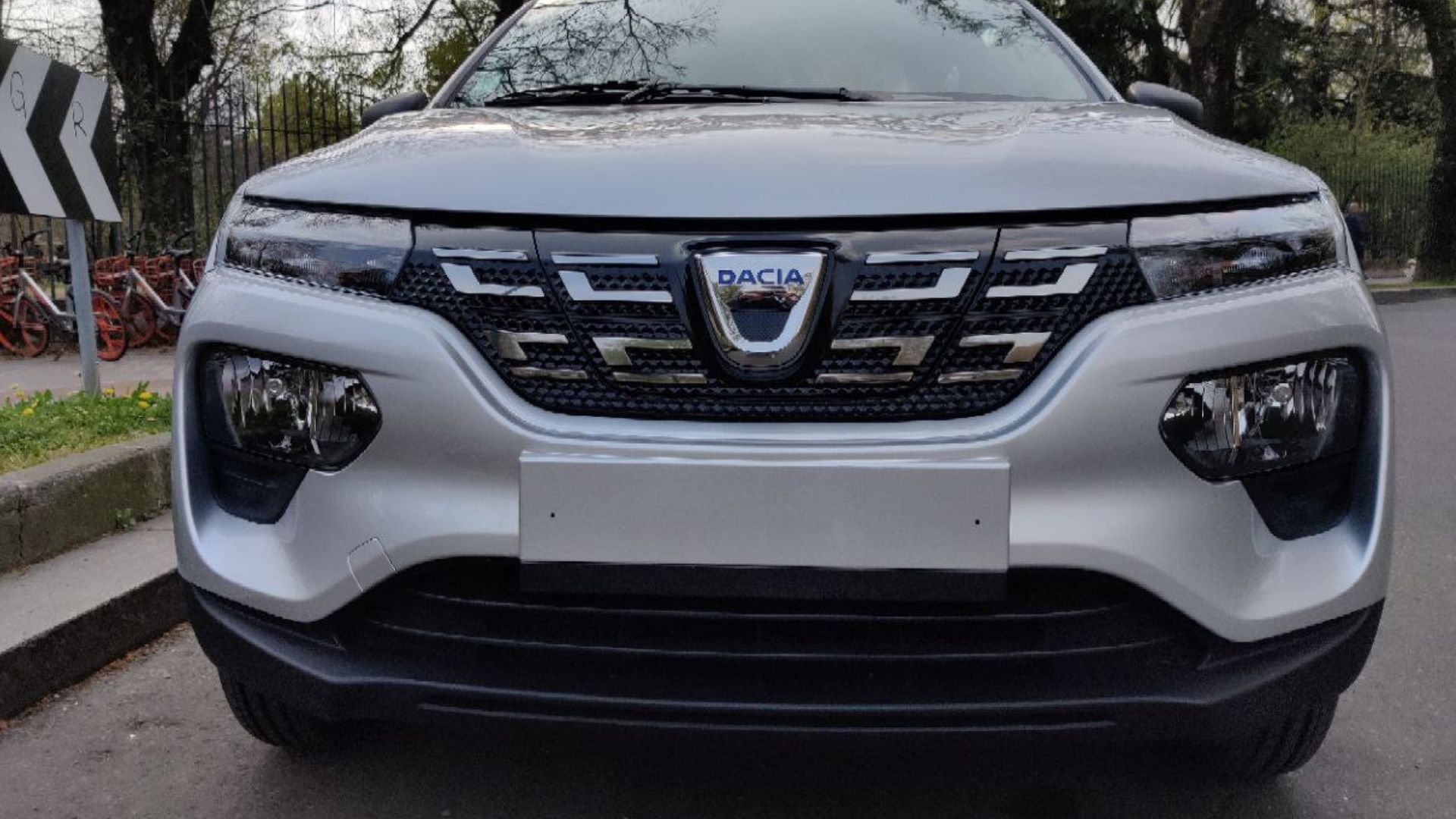 Dacia Spring test drive prezzo