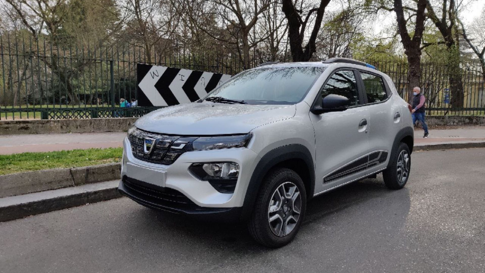 Dacia Spring test drive uscita