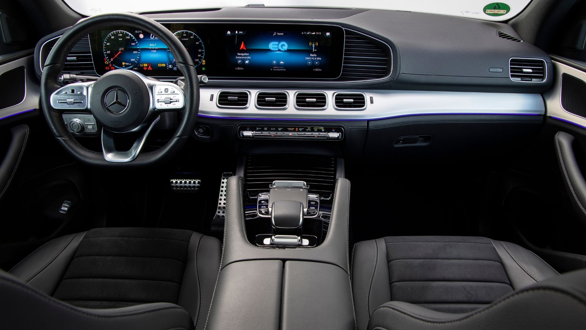 Mercedes GLE 350 de interni e tecnologia