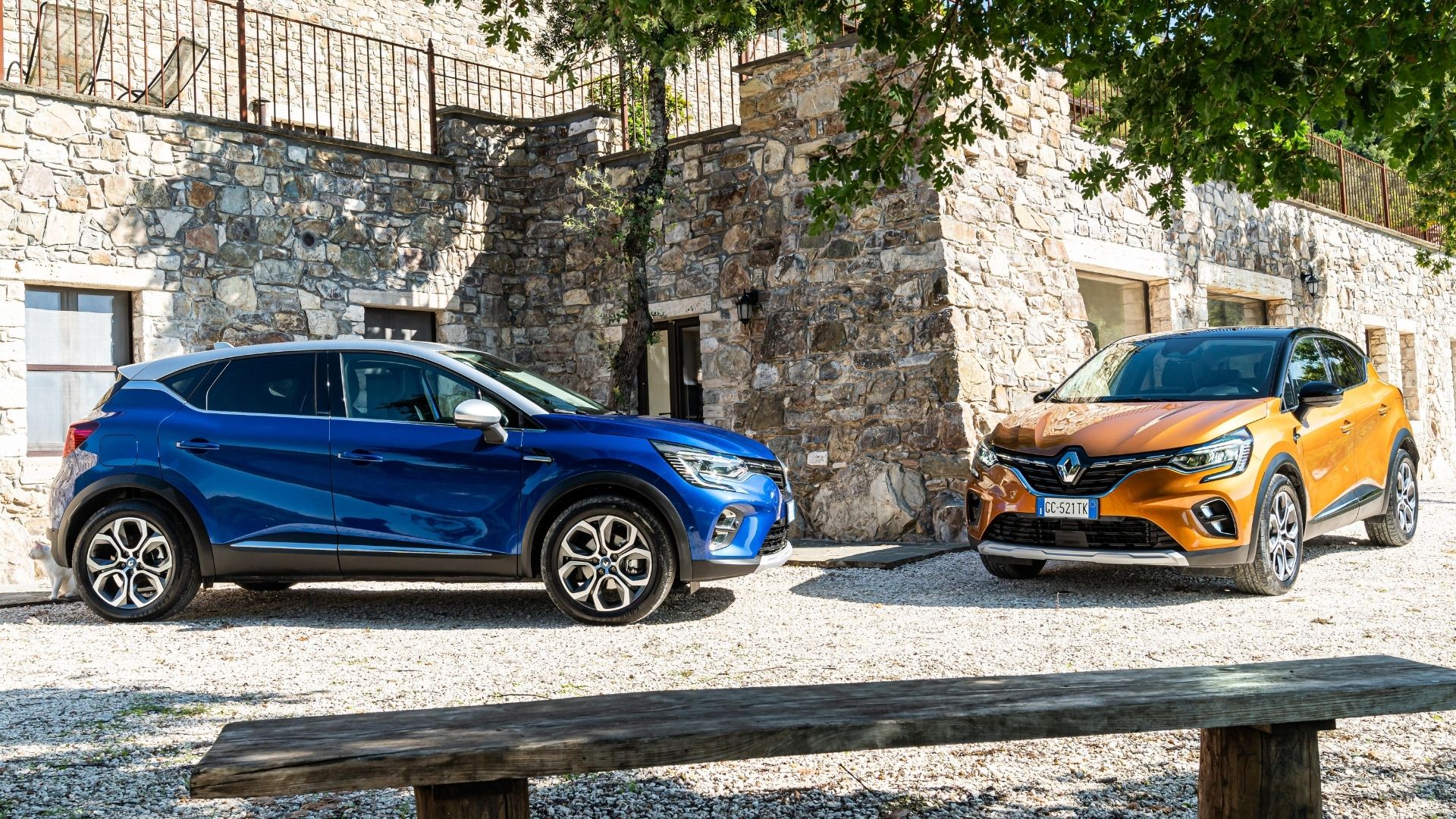 Renault Captur E-Tech Plug-In Hybrid recensione