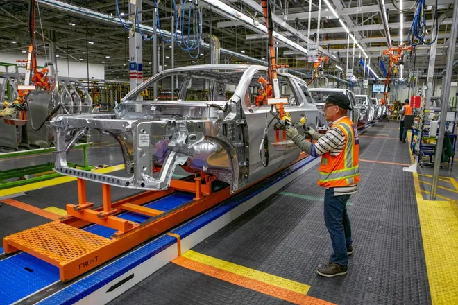 La fabbrica europea di Tesla &egrave; quasi pronta dettagli