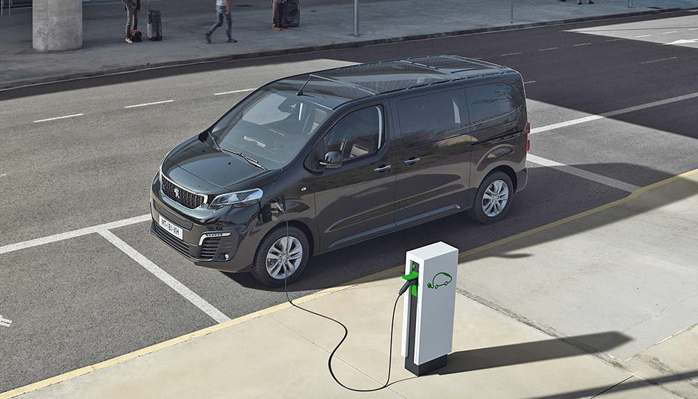 Peugeot e-Traveller caratteristiche