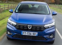 dacia sandero elettrica